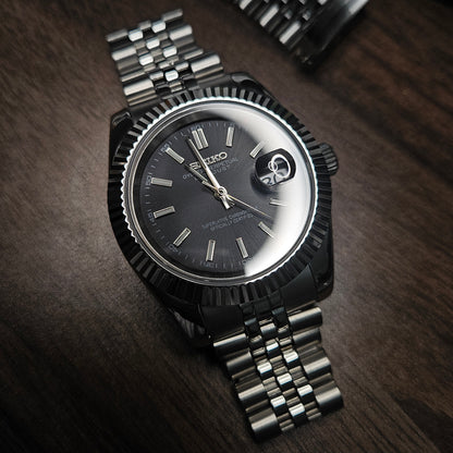 Sunburst Date - Gloss Black