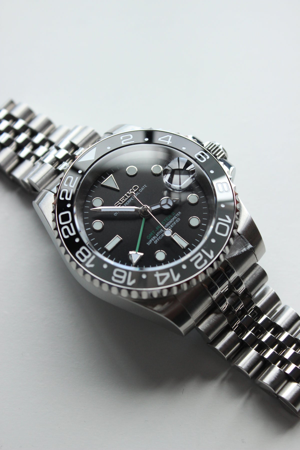 Bruce Wayne GMT Seiko Mod