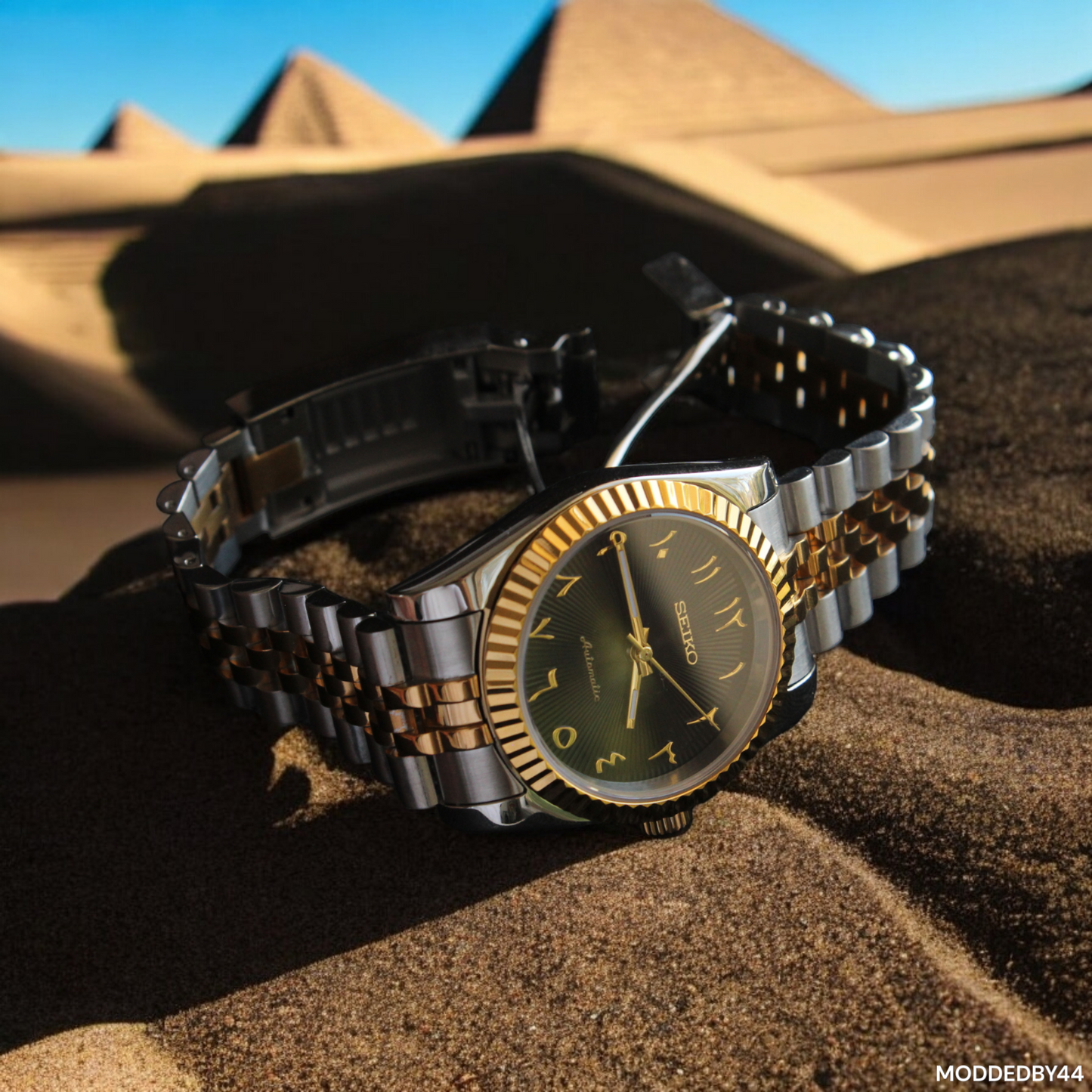 Sahara Shadow